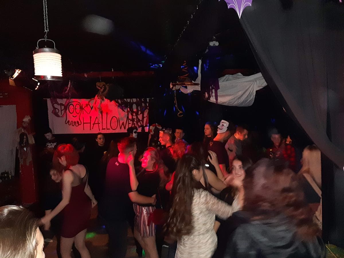 Impreza Halloween studentów neofilologii